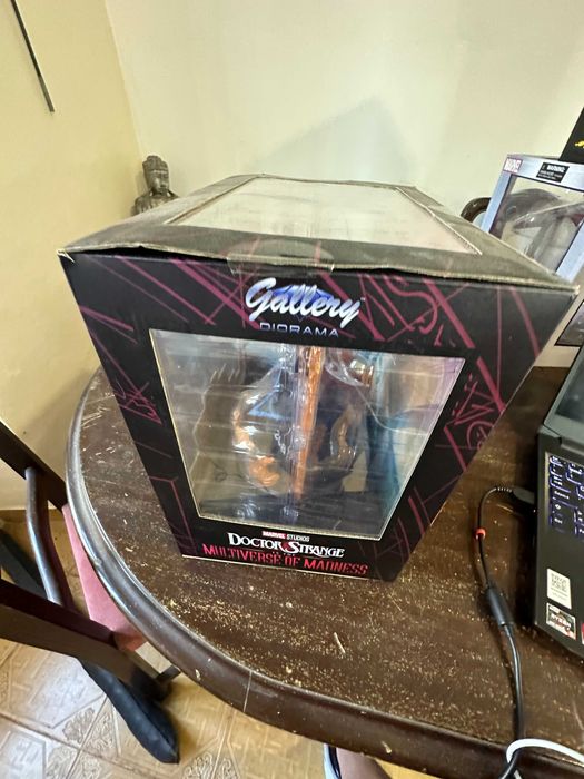 Figura  Marvel Gallery: Doctor Strange in the Multiverse of Madness