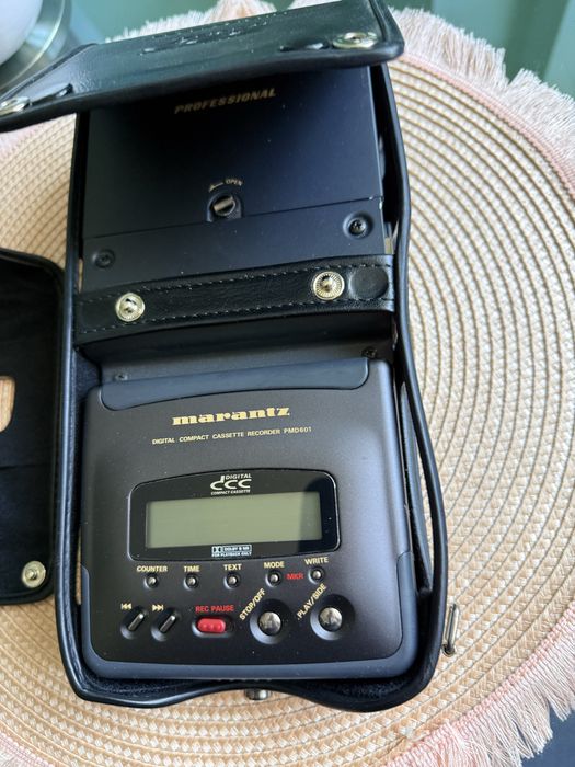 Niesprawdzony walkman Marantz PMD-601 Professional PMD601