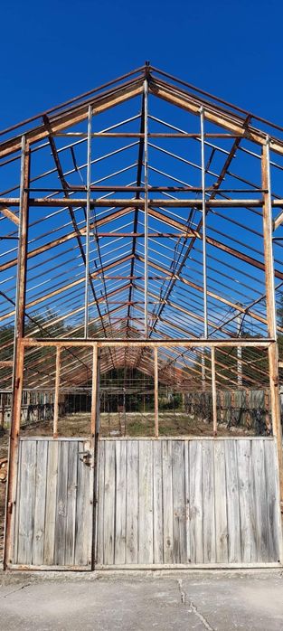 Stalowa konstrukcja szklarni+mnożarka