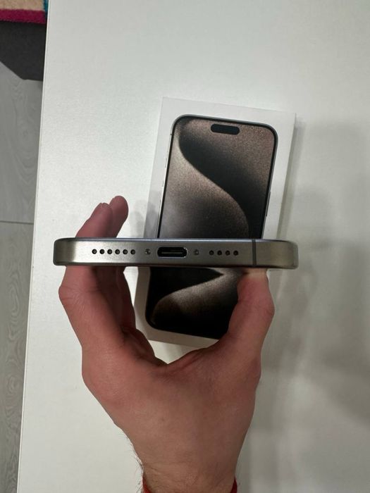 iPhone 15 Pro Max 256gb Natural Titanium Neverlock  +NanoSIM