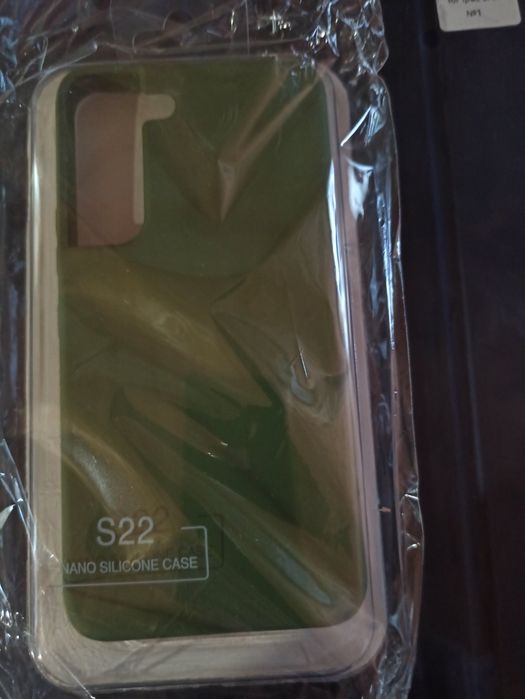 Продам чехлы на телефон