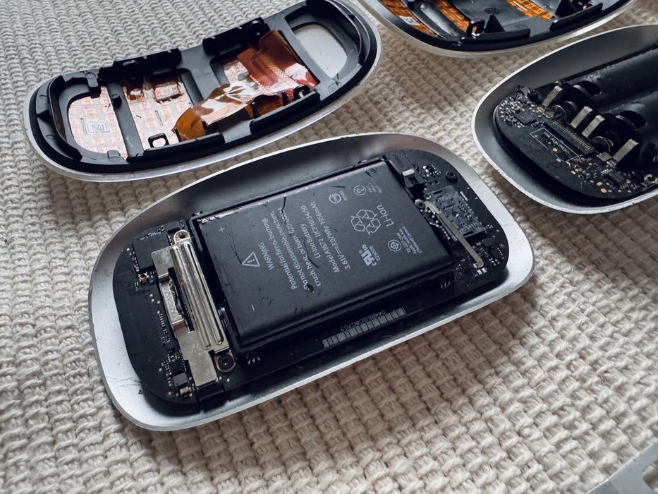 Apple Magic Mouse - myszki na części