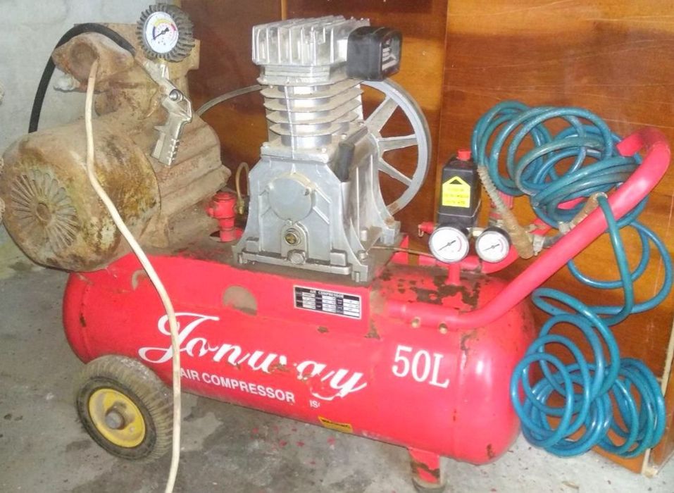 Компресор 369 л/мин, 13атм, 2,2квт. Для СТО, без мотора.