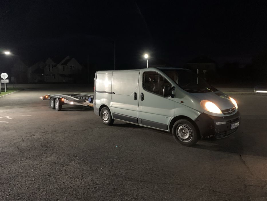 Вантажні перевезення грузові бус вантажники переїзд грузчики таксі