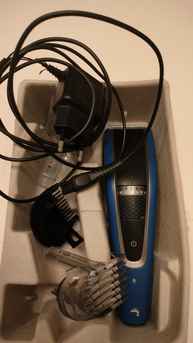 Dwie maszynki Philips i Raven