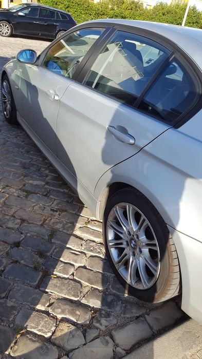 BMW 320D em bom estado