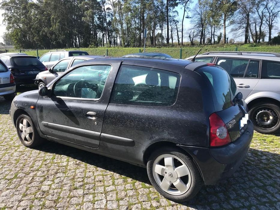 Renault Clio II 1.5 DCi Van 2002 - Para Peças
