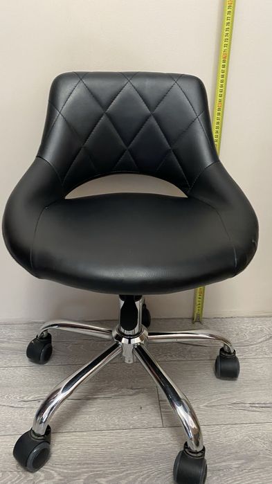 Стільчик для манікюру/педикюру