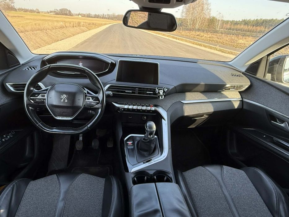 Peugeot 5008 PureTech