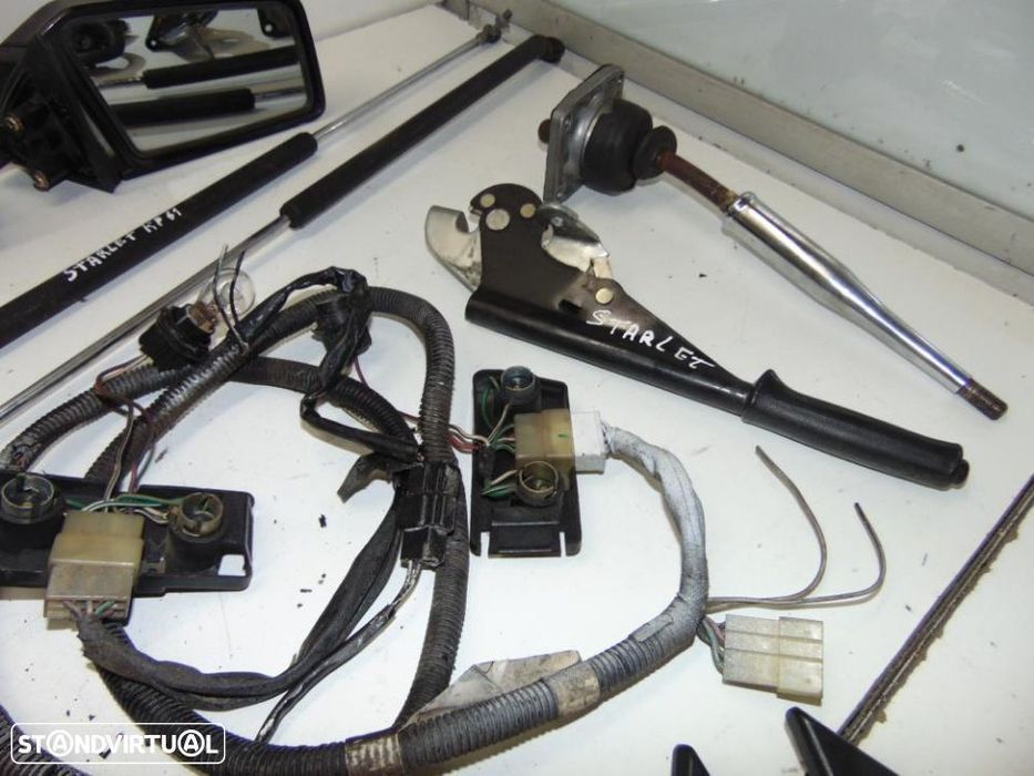 Toyota Starlet KP61 servo-freio " usado em bom estado