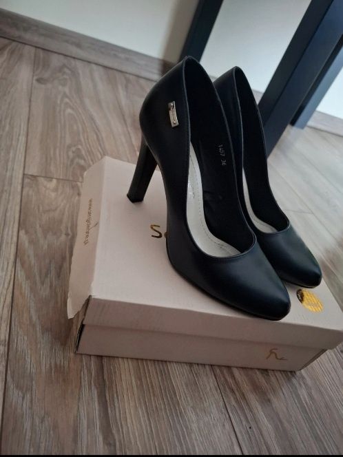 Szpilki czarne Sergio Leone