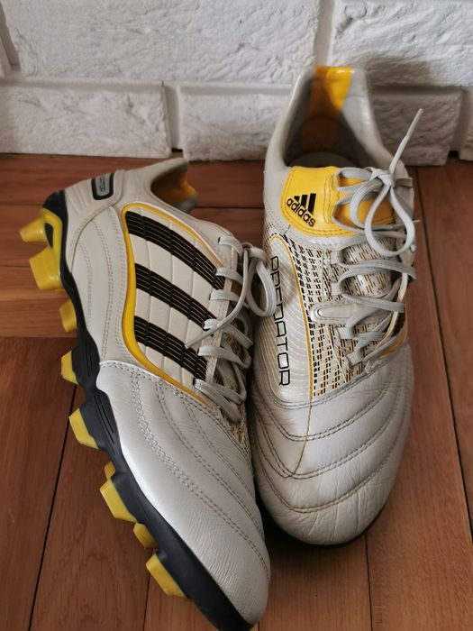 Korki ADIDAS Predator roz 46/Długość wkładki 29,5 cm