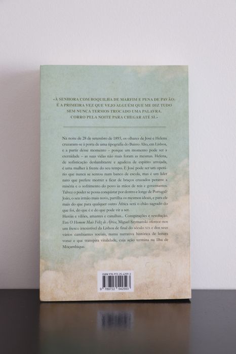 Livro "O Homem mais feliz de África"