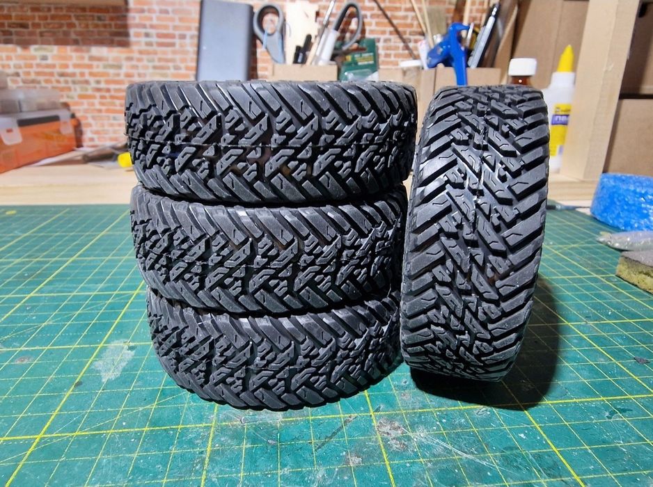 Резина 1.7" для вашей трофи тачки! Traxxas, axial, белуга, RC4WD2