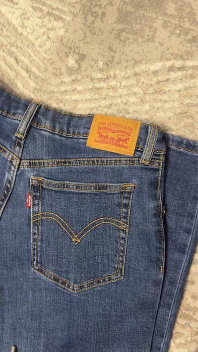 Джинси levis501 нові