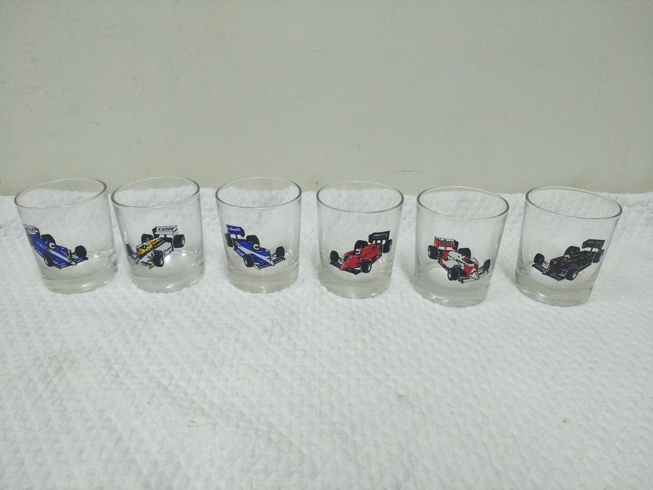 Coleção de 6 copos antigos em vidro formula 1