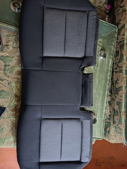 Сидіння задні до авто