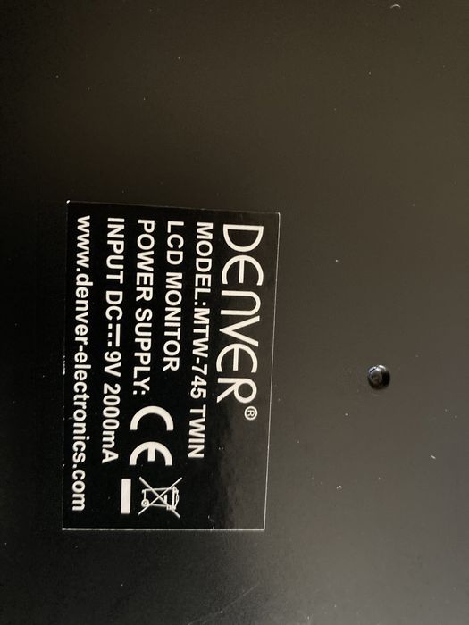 Leitor DVD Denver 9” c/comando p/automovel