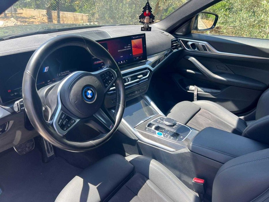 BMW I4 EDrive 40 Versão Pack DESPORTIVO M PRO de 27/12/2023! C/ Garantia TOTAL