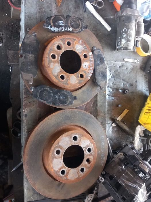 Tarcze klocki Renge rover Discovery 3 2.7TD