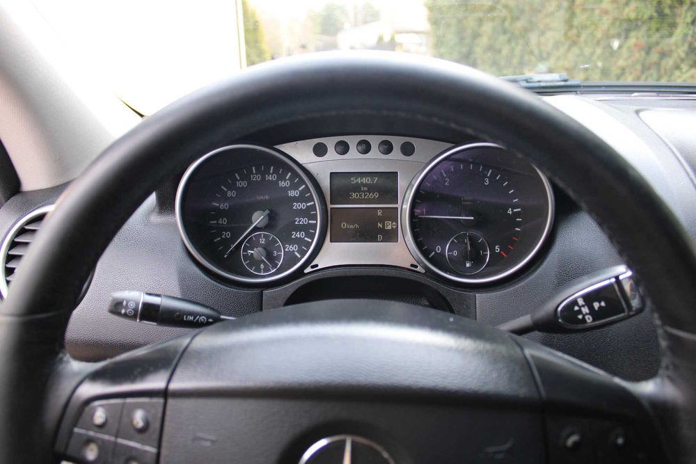 Mercedes-Bezn ML 320CDI