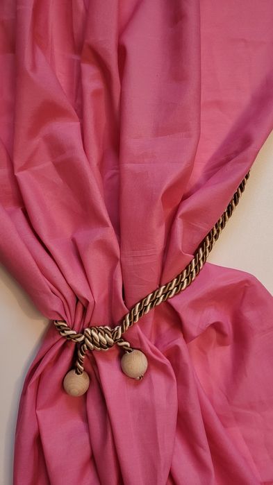 Zasłona IKEA z upieciem 145x250 różowa