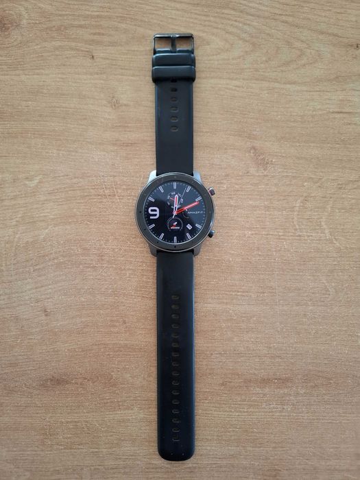 Amazfit GTR 47mm - zestaw z dodatkowymi paskami i szkłem hybrydowym