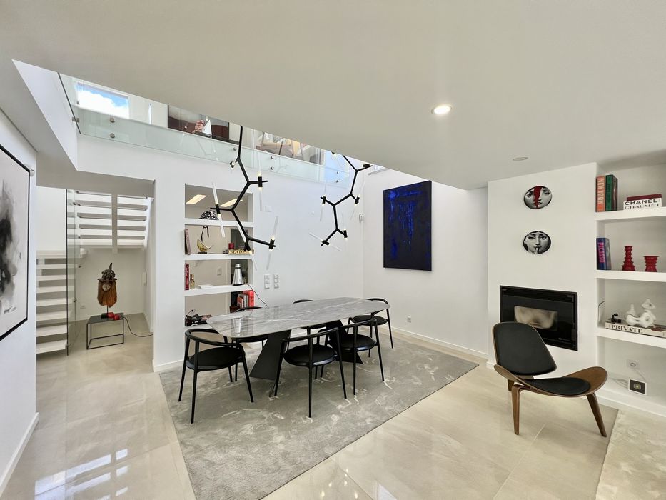 Mesa em pedra natural