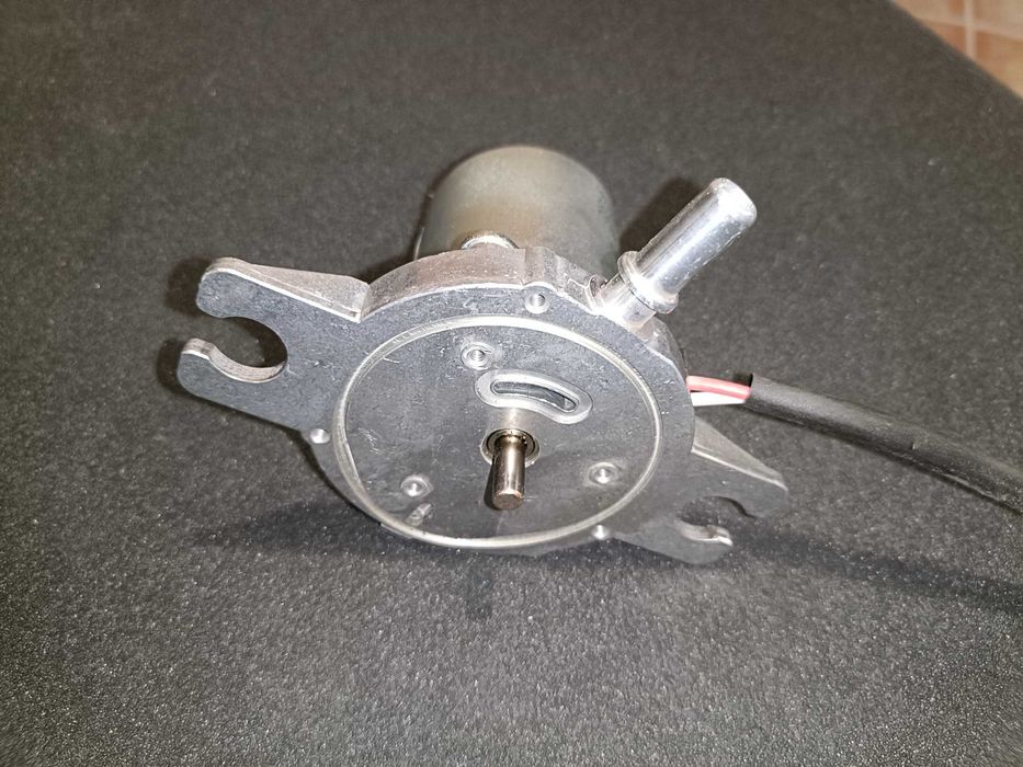 Motor 862/531-02 para Bomba Vácuo Travões Volvo XC90