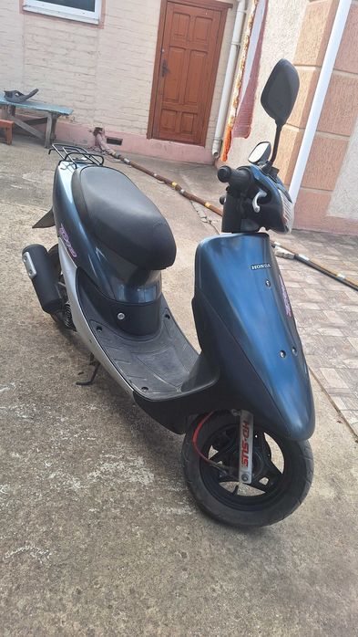 Скутер honda в хорошому стані