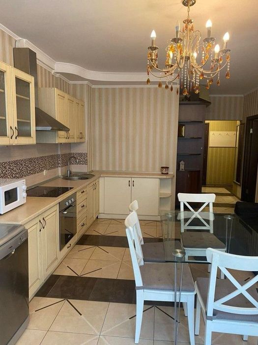 Продам 2-к квартиру с ремонтом в ЖК Синяя Птица (2-824-006 ОФ)