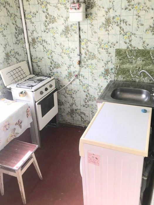М.Холодная Гора, продам  1 комн.кварт.,пер.Чередниченковский 7