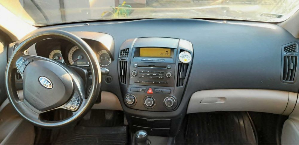 KIA CEED 1.6 Kombii Benzyna