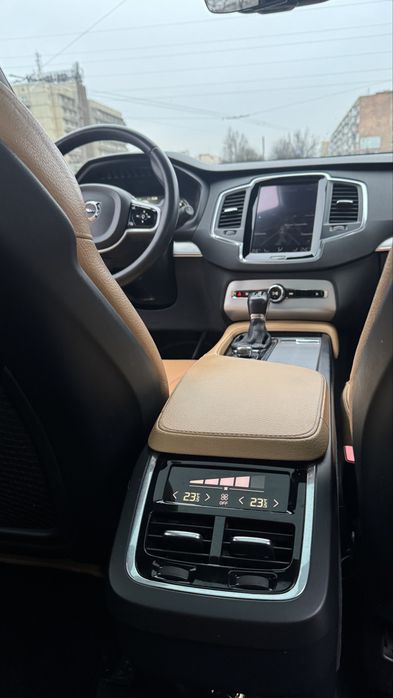 Volvo XC 90 , 2016 рік