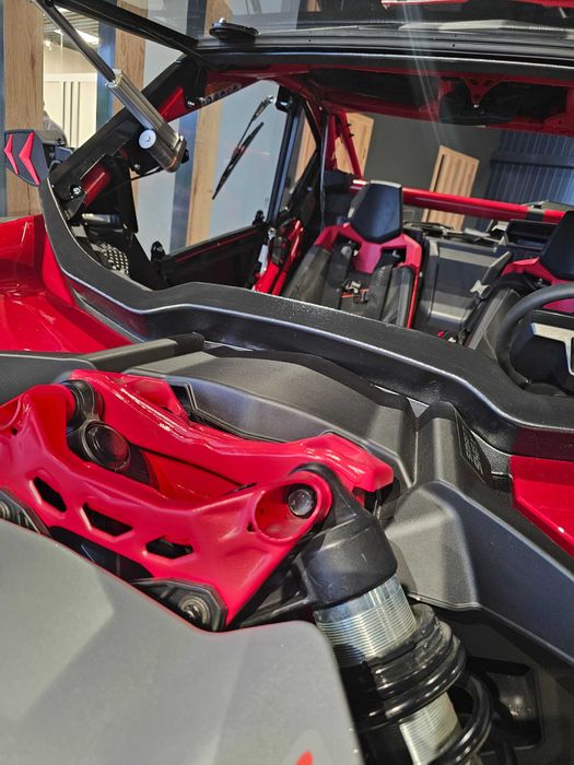 Szyba Maverick X3 szklana uchylna elektrycznie