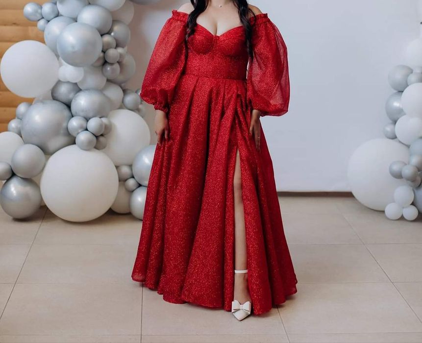 Випускне плаття,чудове та сяюче