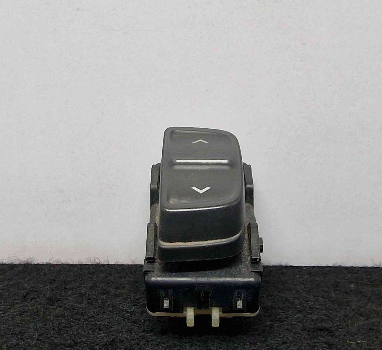 Comando / Botão / Interruptor Vidros Frente Direito DACIA SANDERO II ano 2013