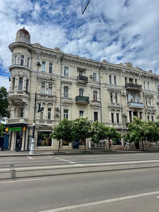 Продам кімнату в комуні на вул. Новосельського / Тираспільська (3-348-987)