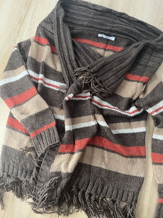 Sweter damski w paski