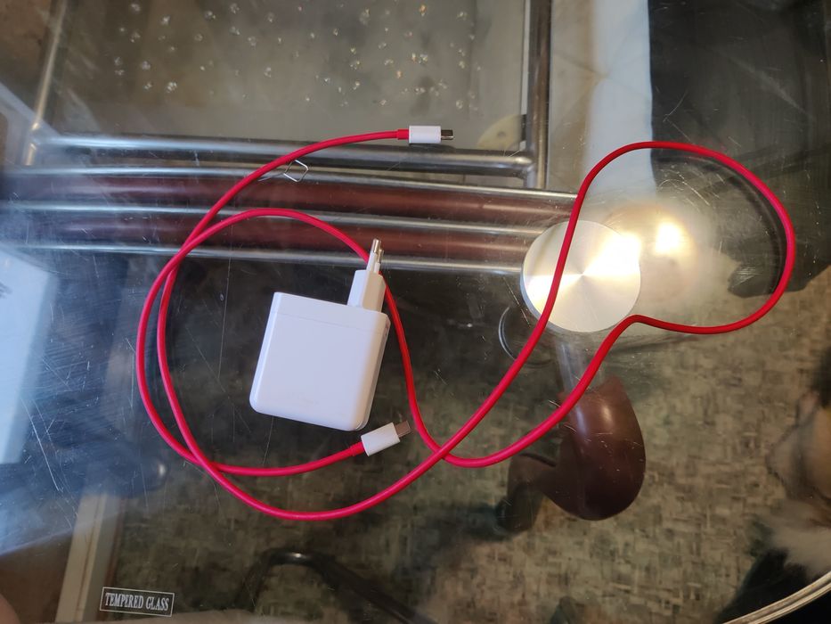 Продам OnePlus 8T