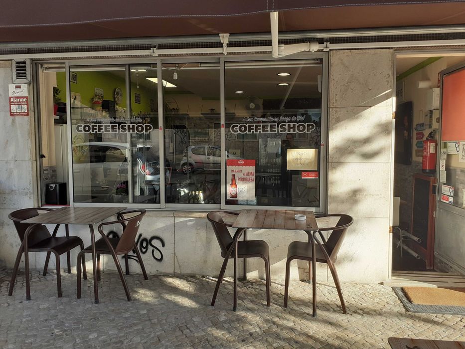 Cafeteria com esplanada