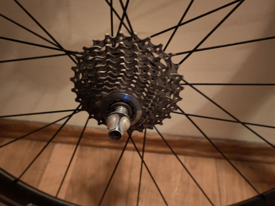 Bontrager Aura 5 – rodas de carbono de alto desempenho