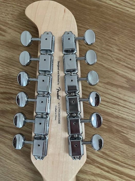Новий Squier Paranormal Jazzmaster XII Olympic White