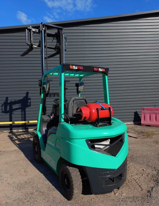 Японський вилковий навантажувач Mitsubishi FGE25T 2008