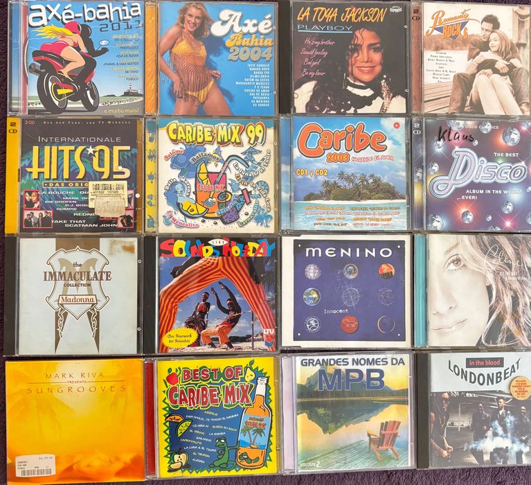 Vendo CDs antigos por um preço muito baixo