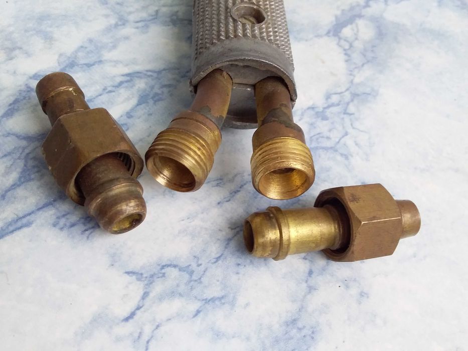 Газокислородный резак ХКМЗ с комплектом з/ч