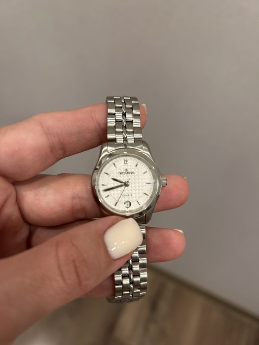 Годинник швейцарський годинник Grovana