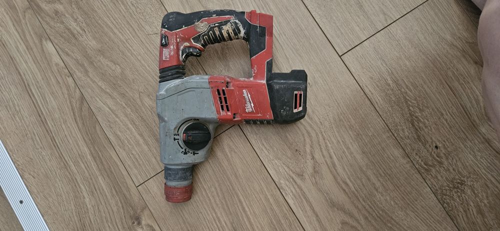 Młotowiertarka Milwaukee Hd18 hx