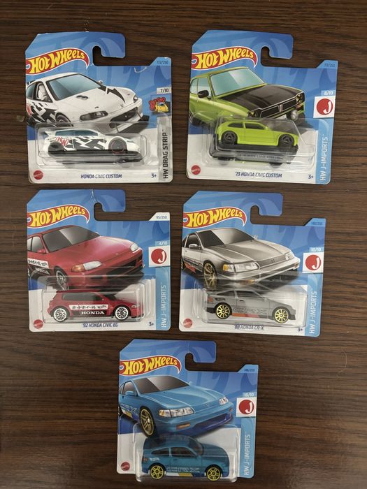 Carinhos coleção Hot Wheels