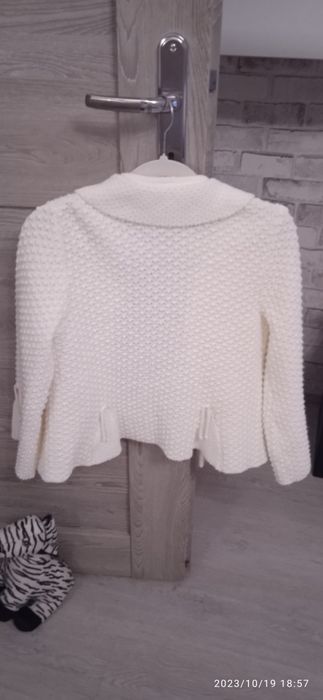 Sweterek dla dziewczynki